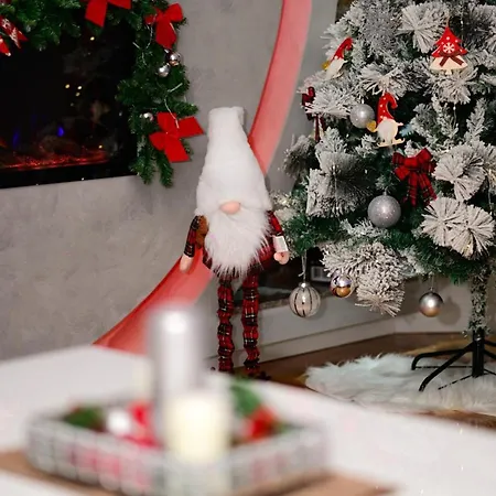 Nelalux アパート Bratunac